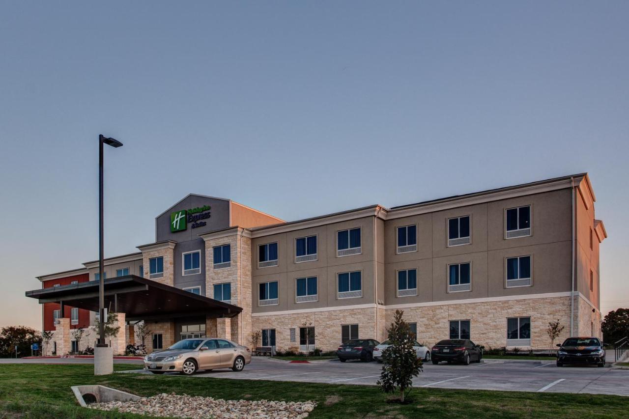 Holiday Inn Express & Suites Gatesville - N. Ft Hood By Ihg Екстериор снимка